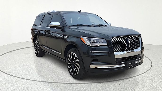 2022 Lincoln Navigator