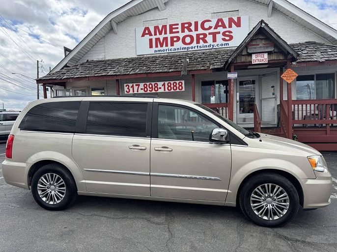 2014 Chrysler Town & Country