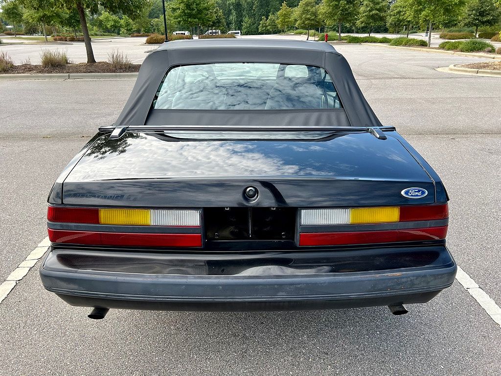 1985 Ford Mustang LX image 5
