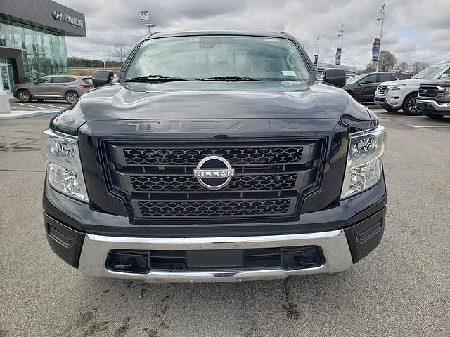 2023 Nissan Titan