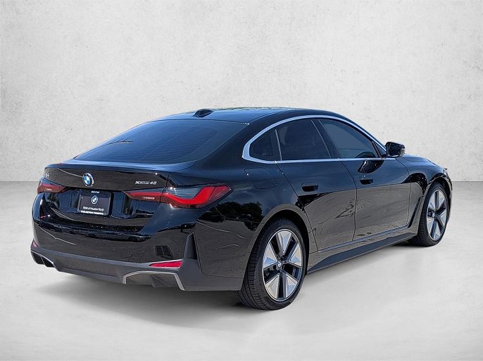 2026 BMW i4