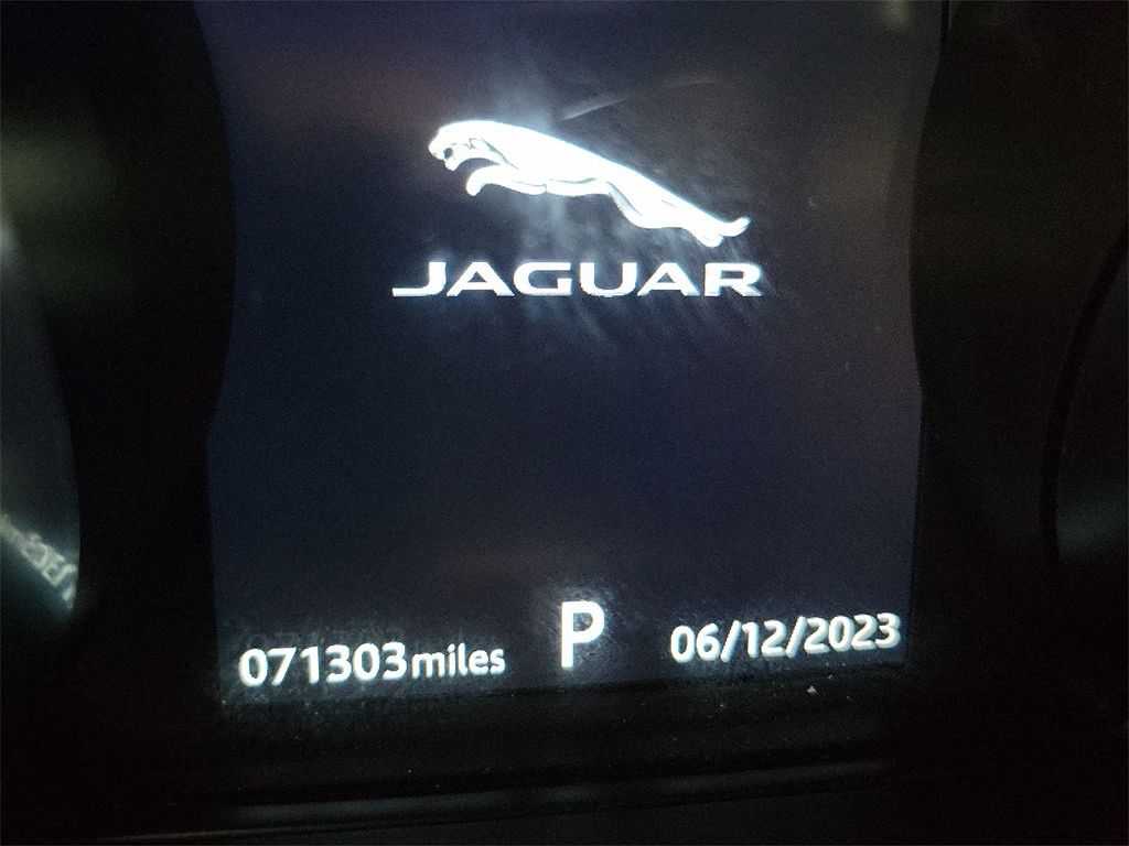 2019 Jaguar E-Pace S image 18