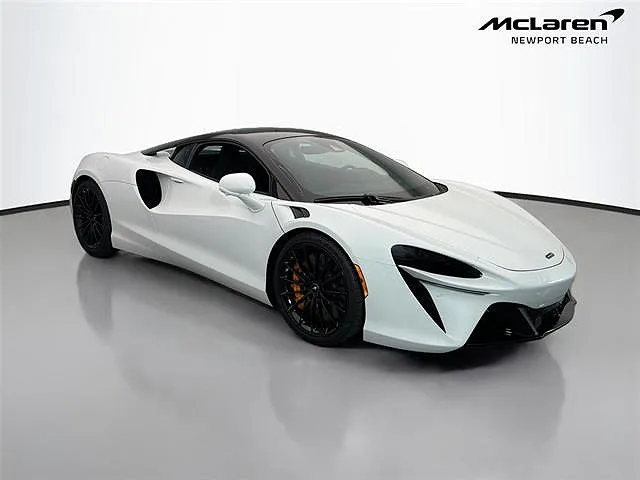 2025 Mclaren Artura