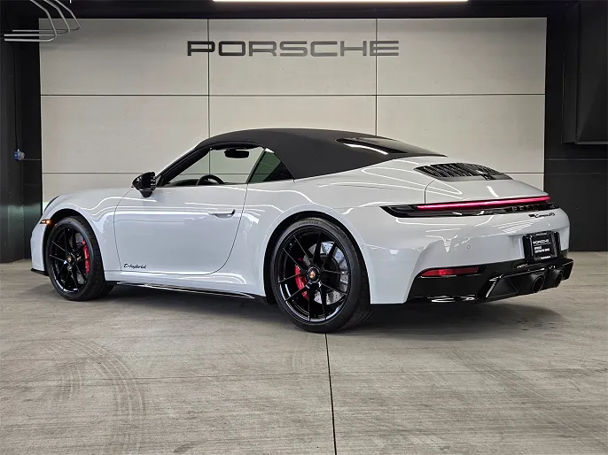 2026 Porsche 911
