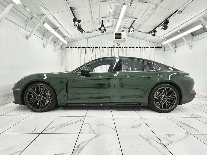2025 Porsche Panamera