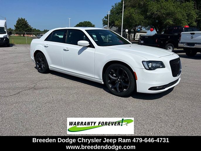 2022 Chrysler 300