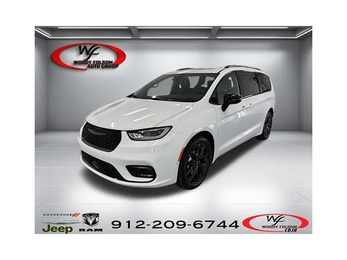 2026 Chrysler Pacifica