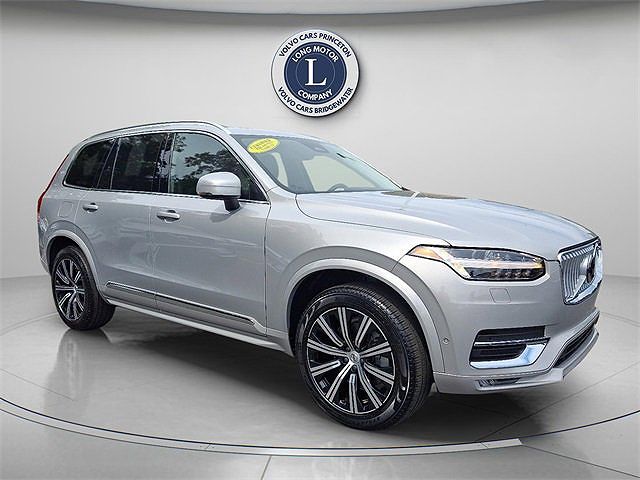 2025 Volvo XC90 Plus photo 11
