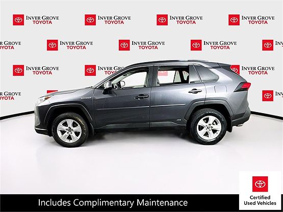 2021 Toyota RAV4 Hybrid XLE photo 11
