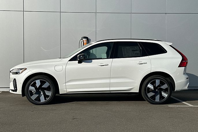 2025 Volvo XC60