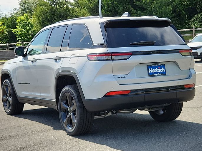 2025 Jeep Grand Cherokee