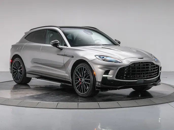 2025 Aston Martin DBX