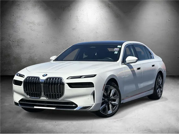 2025 BMW i7