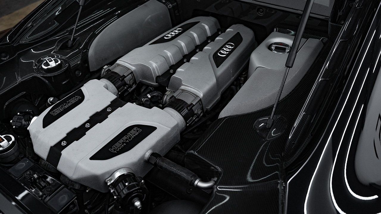 2012 Audi R8 5.2 image 21