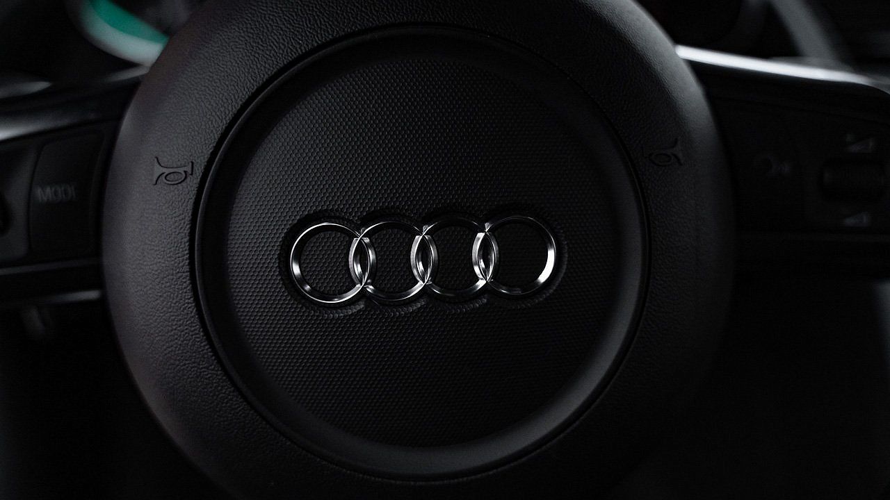 2012 Audi R8 5.2 image 39