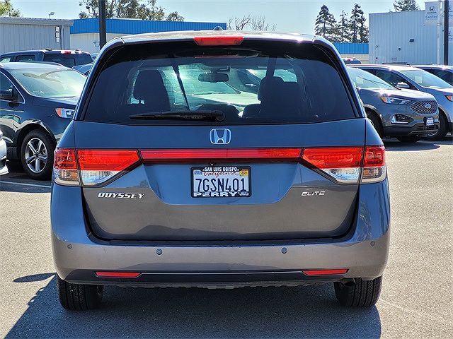 2015 Honda Odyssey Touring image 5