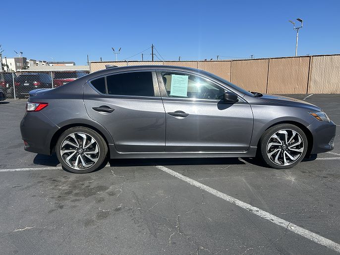 2018 Acura ILX