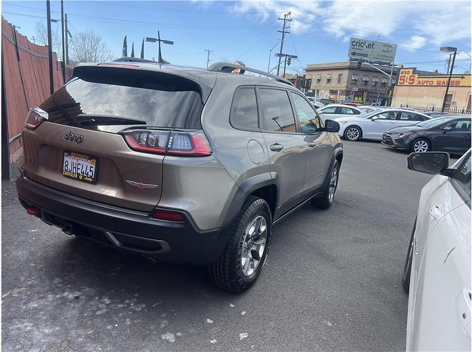 2019 Jeep Cherokee