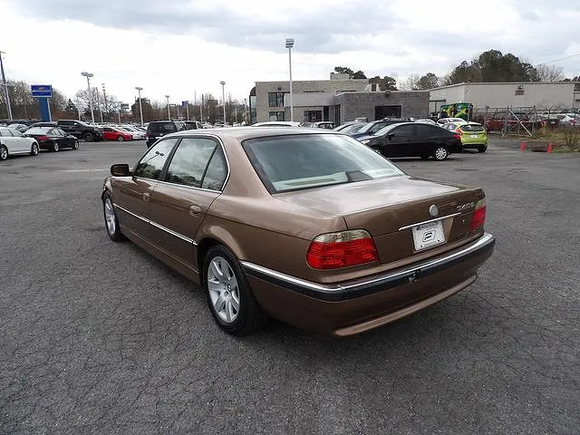 2001 BMW 7 Series