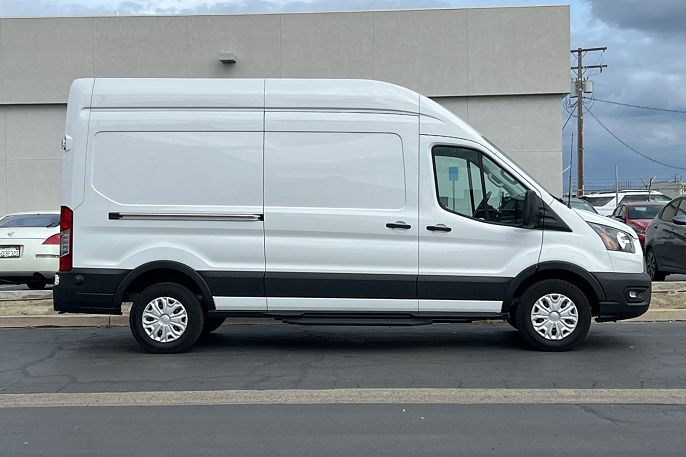 2023 Ford E-Transit