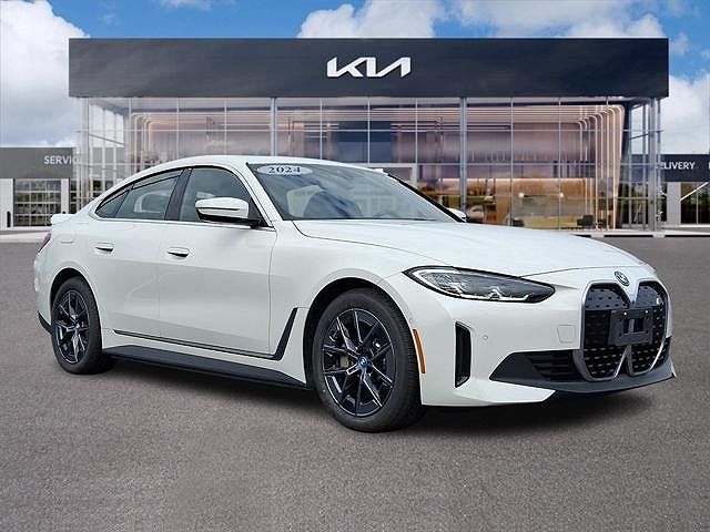 2024 BMW i4