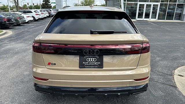 2024 Audi Q8 Prestige image 4