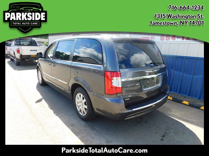2016 Chrysler Town & Country