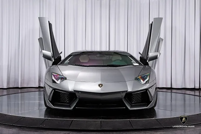 2012 Lamborghini Aventador