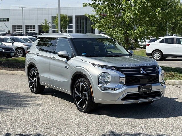 2024 Mitsubishi Outlander