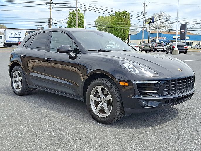 2017 Porsche Macan