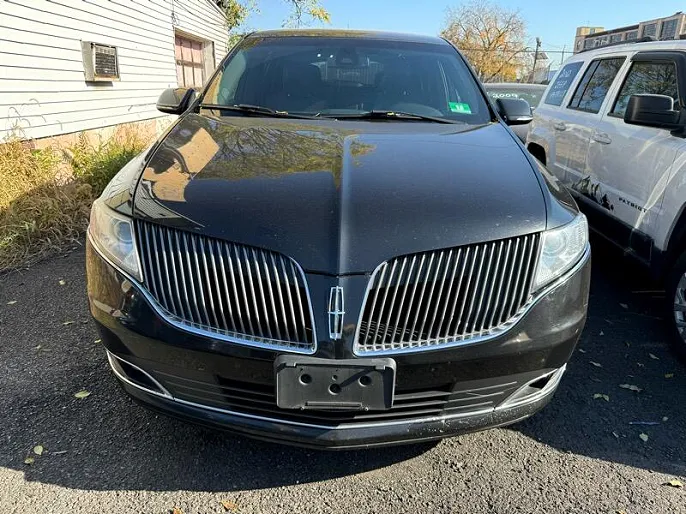 2016 Lincoln MKT