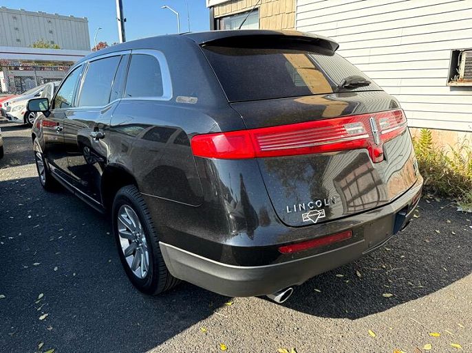 2016 Lincoln MKT