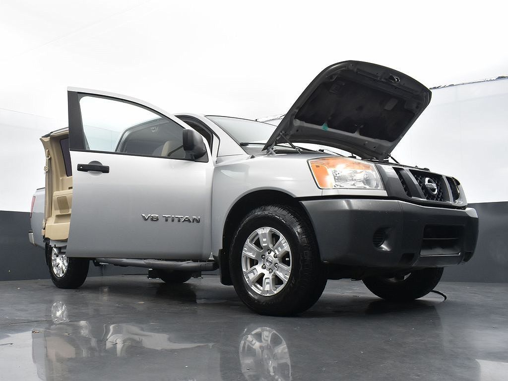 2008 Nissan Titan XE image 23