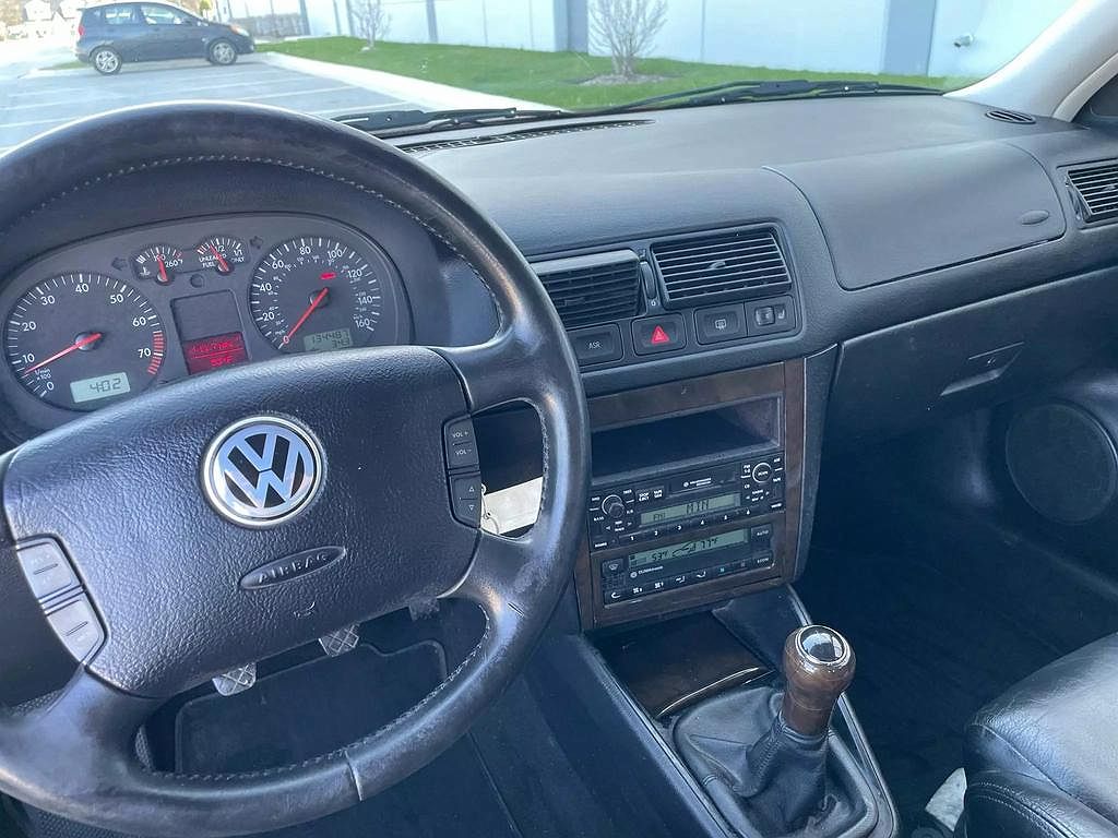 2001 Volkswagen GTI GLX image 10