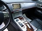 2010 Jaguar XF Premium image 15