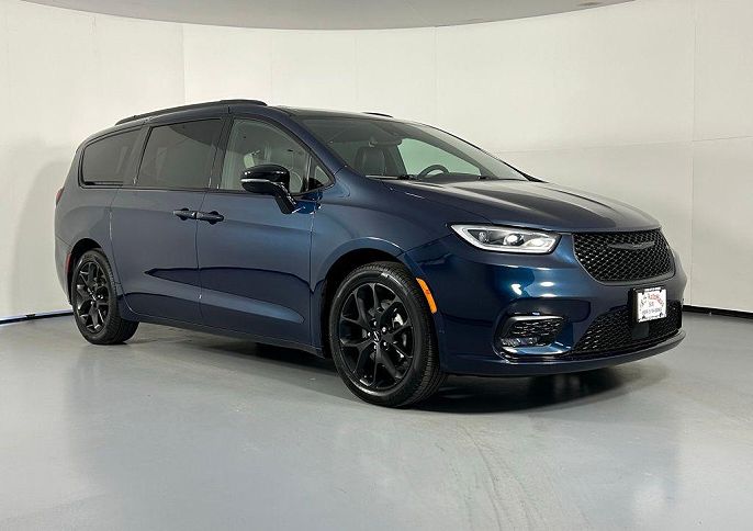 2024 Chrysler Pacifica