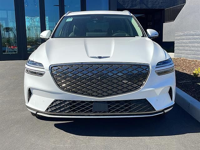 2025 Genesis GV70