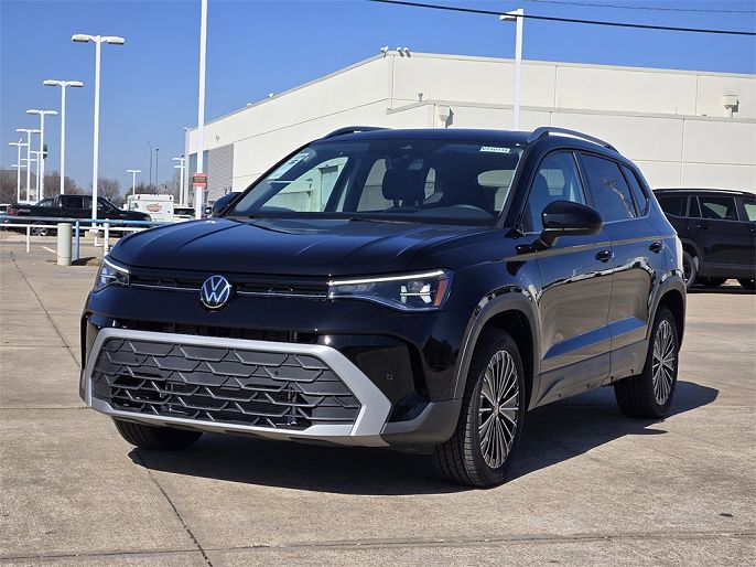 2025 Volkswagen Taos