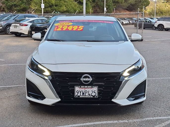 2025 Nissan Altima