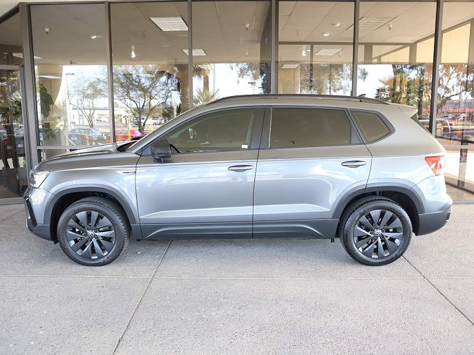2023 Volkswagen Taos