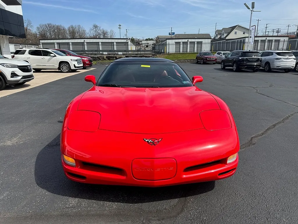 1997 Chevrolet Corvette Base image 1
