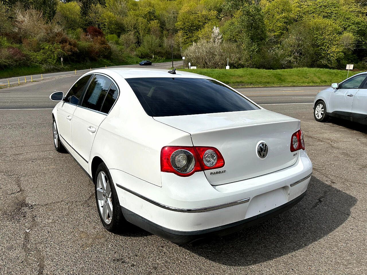 2007 Volkswagen Passat Wolfsburg Edition image 5