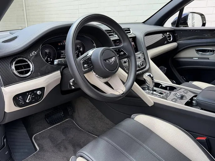 2023 Bentley Bentayga