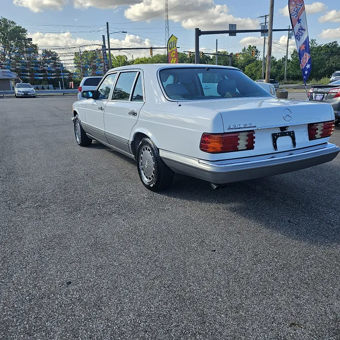 1987 Mercedes-Benz 420