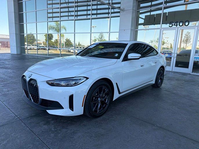 2023 BMW i4
