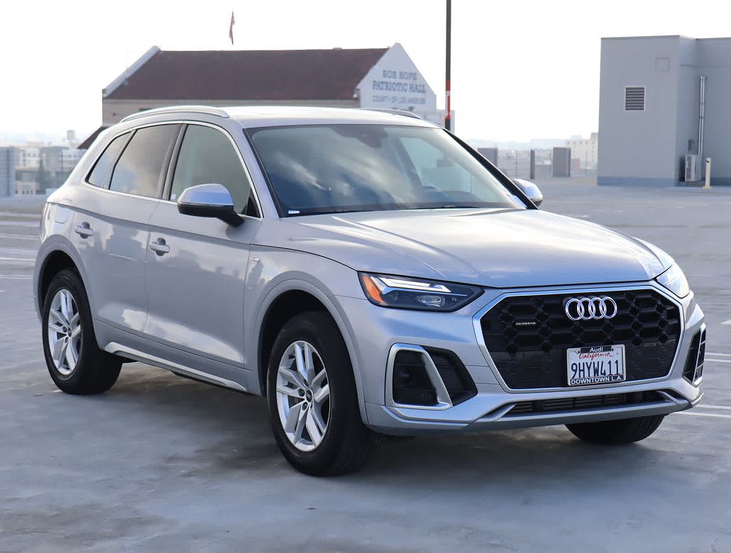 2023 Audi Q5 Premium image 2