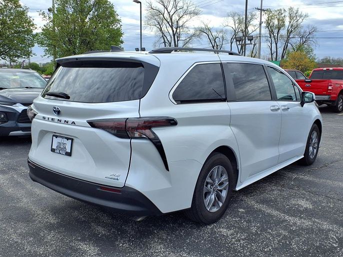 2023 Toyota Sienna