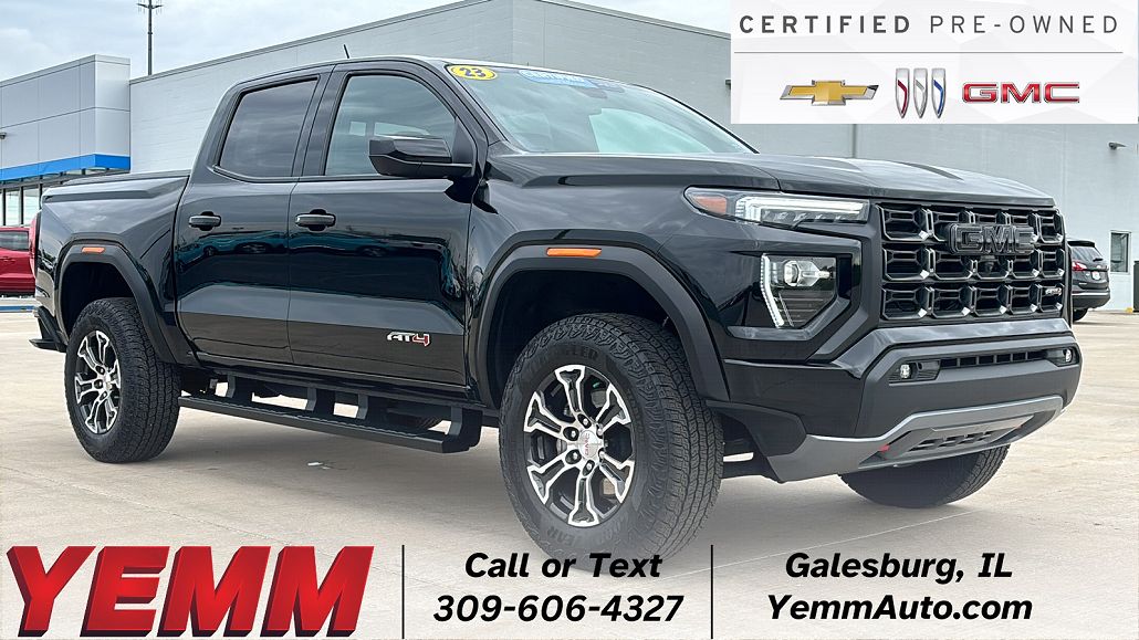 2023 GMC Canyon AT4 image 0