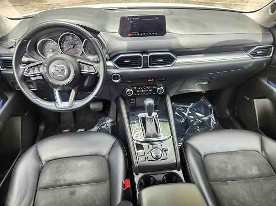 2017 Mazda CX-5 Touring photo 7