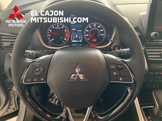 2025 Mitsubishi Eclipse Cross SE photo 10